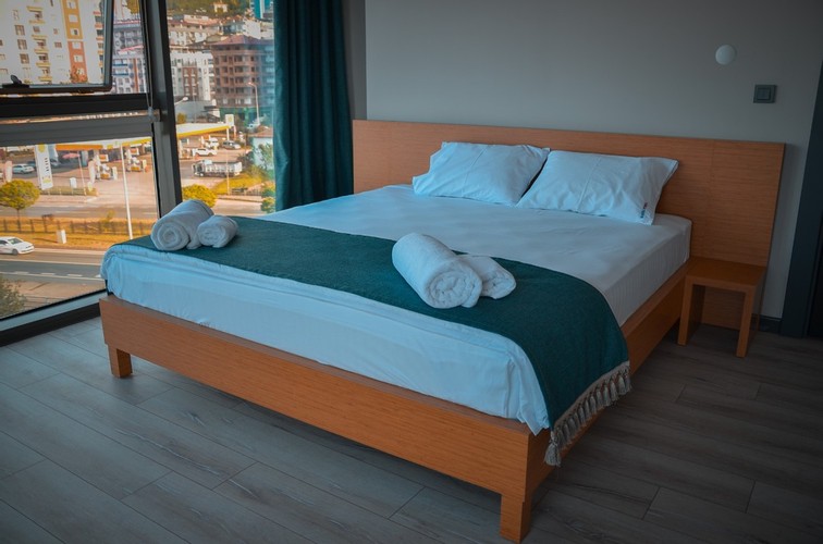 Suit Oda, Şehir Manzaralı