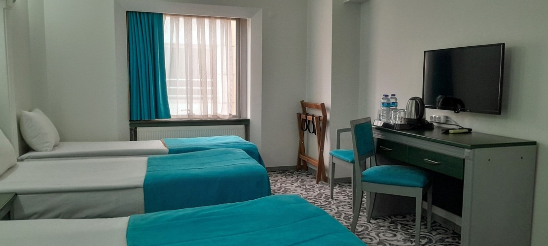 Standard Room (3 Person)