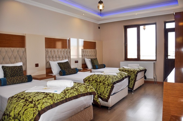 Standard Room (3 Person)