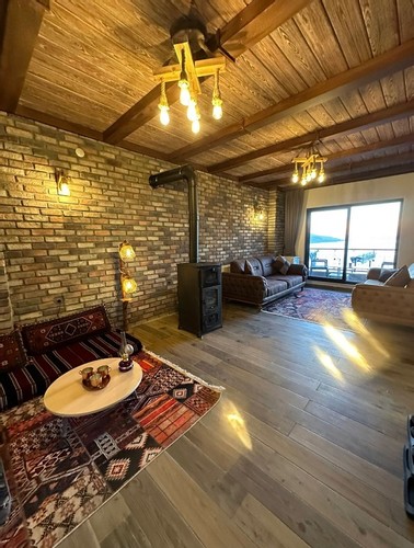 Honeymoon Suite Room