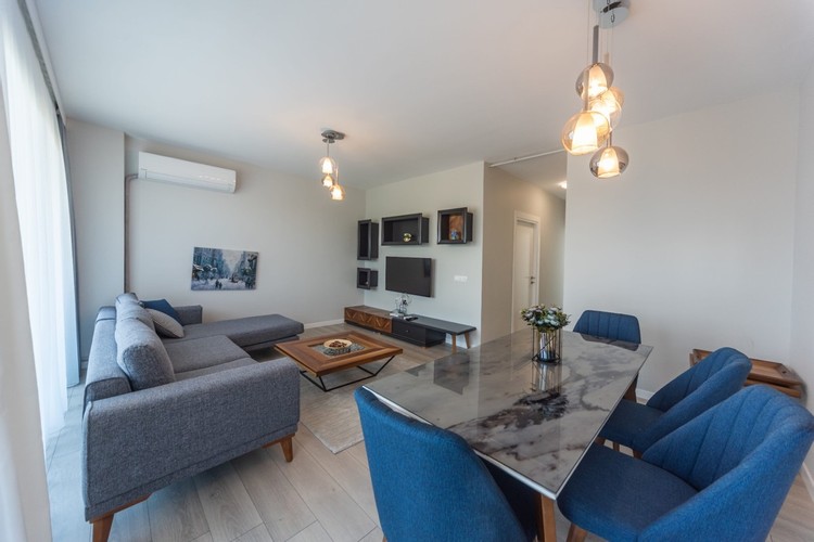 Suite Room, Land View