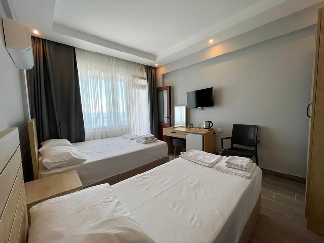 Balkonlu Oda, Deniz Manzaralı (3 Kişilik, Balkonlu)