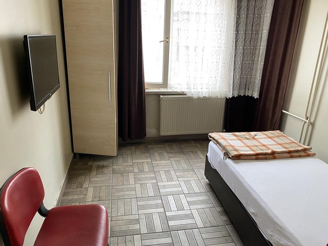 Single Room (1 Person)