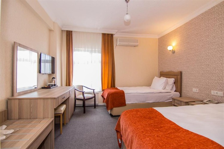 İki Ayrı Yataklı Oda