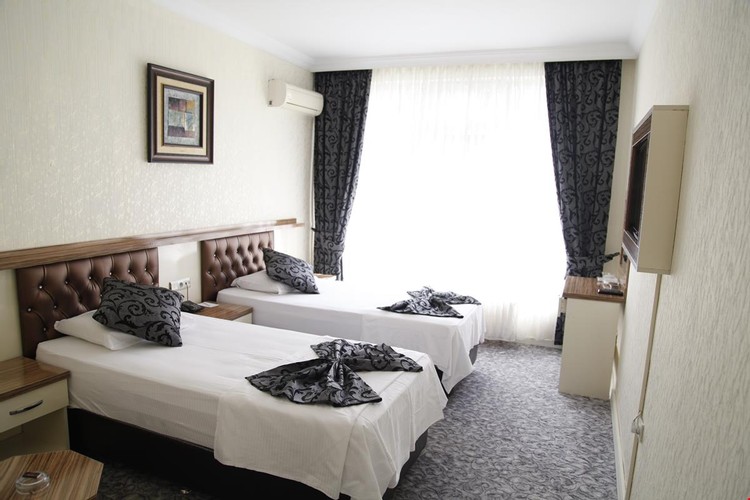 İki Ayrı Yataklı Oda