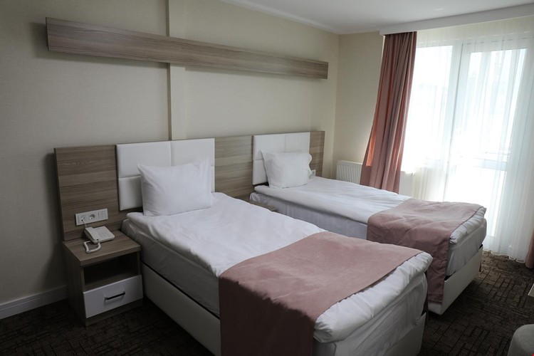 İki Ayrı Yataklı Oda