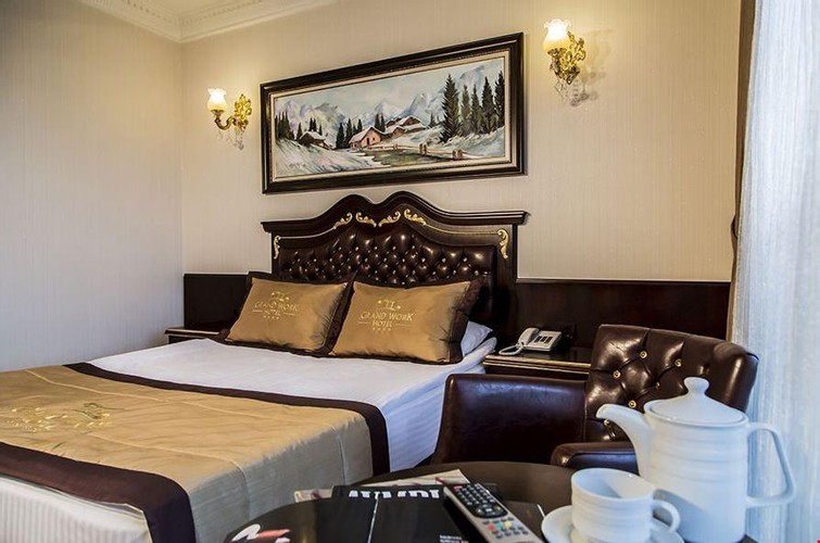 Standard Room (1 Person)