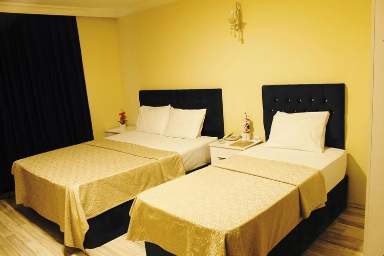 Standard Room (3 Person)