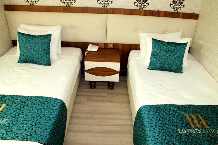 İki Ayrı Yataklı Oda