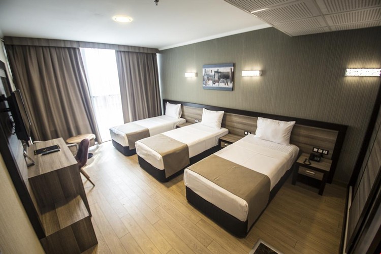 Standard Room (3 Person)