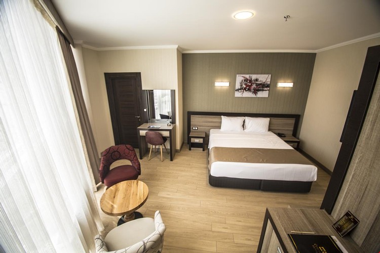 Classic Room, City View