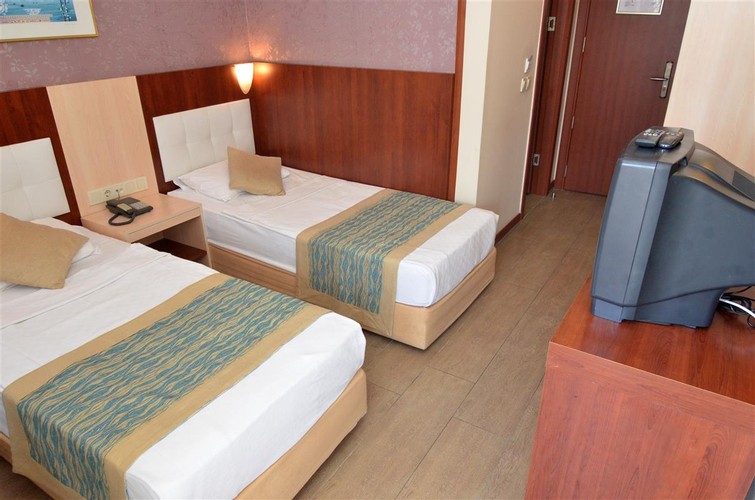 Standard Room (3 Person)