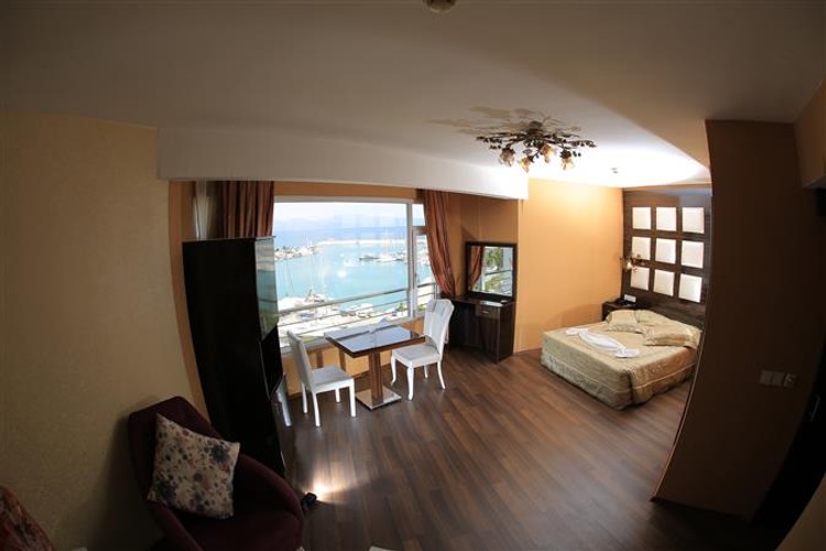 Suit Oda, Deniz Manzaralı