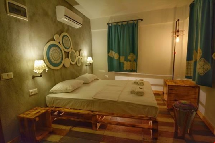 Standard Room, Land View