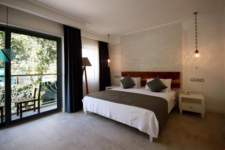 Deluxe Room, Garden View