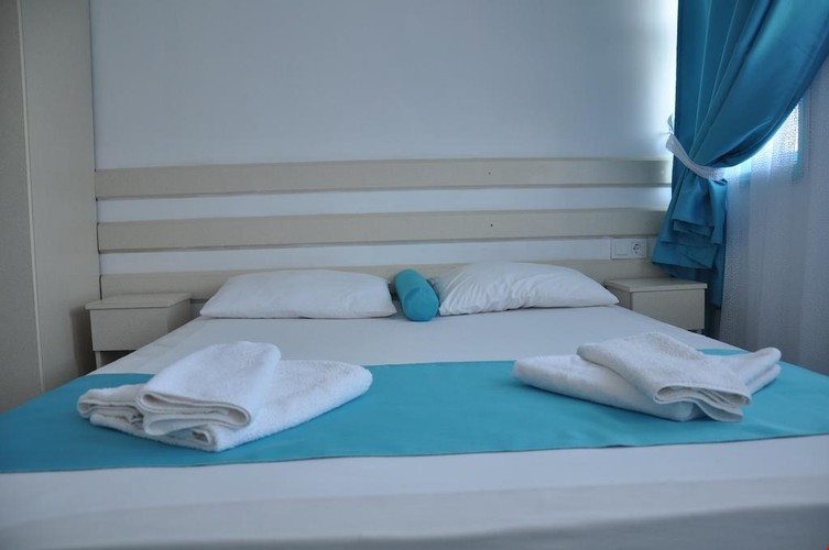 Standard Room (4 Person)