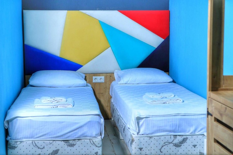 Family Room, Mountain View