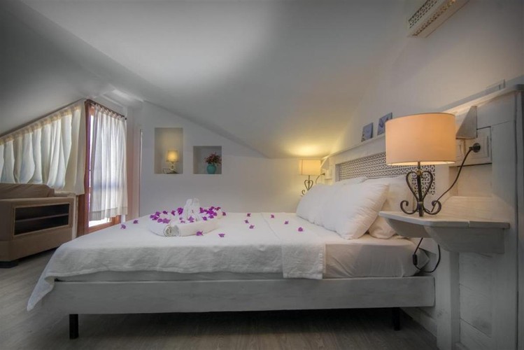 Standard Room (3 Person)