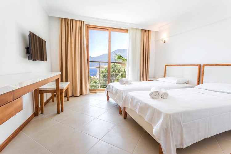 Iki Ayrı Yataklı Oda, Kısmi Deniz Manzaralı