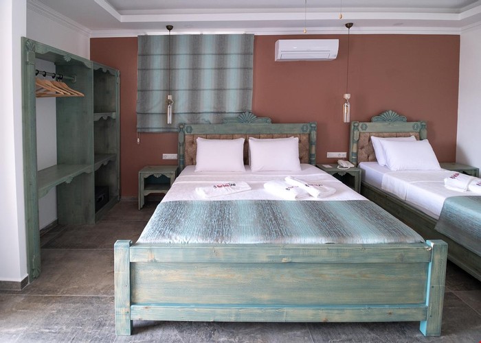 Family Room, Partial Sea View