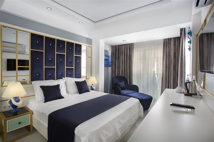 Deluxe Oda, Kara Manzaralı