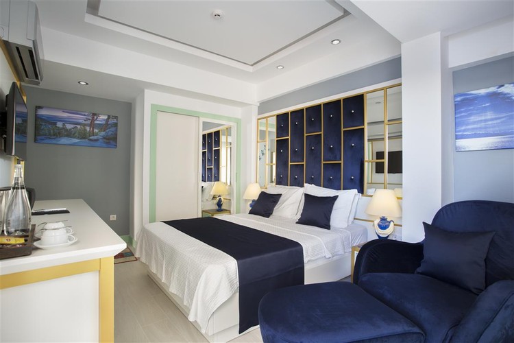 Deluxe Oda, Kısmi Deniz Manzaralı