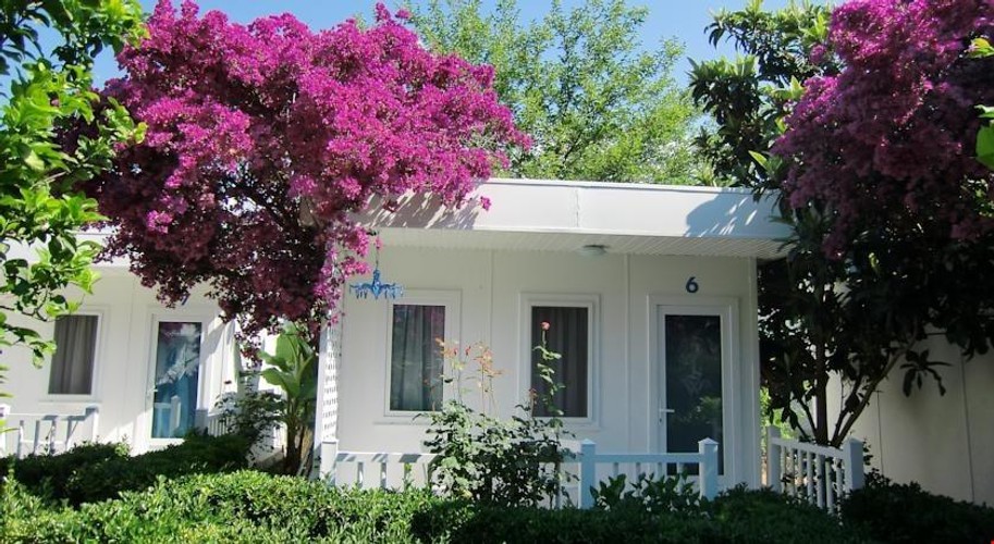 Bungalov, Bahçe Manzaralı