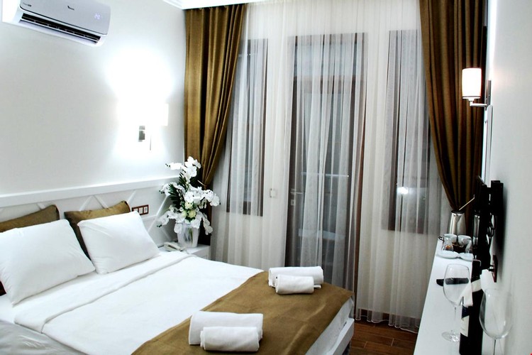 Teras Oda (Teraslı)