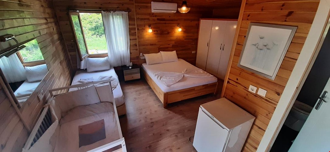 Teras Oda, Bahçe Manzaralı (Teraslı)