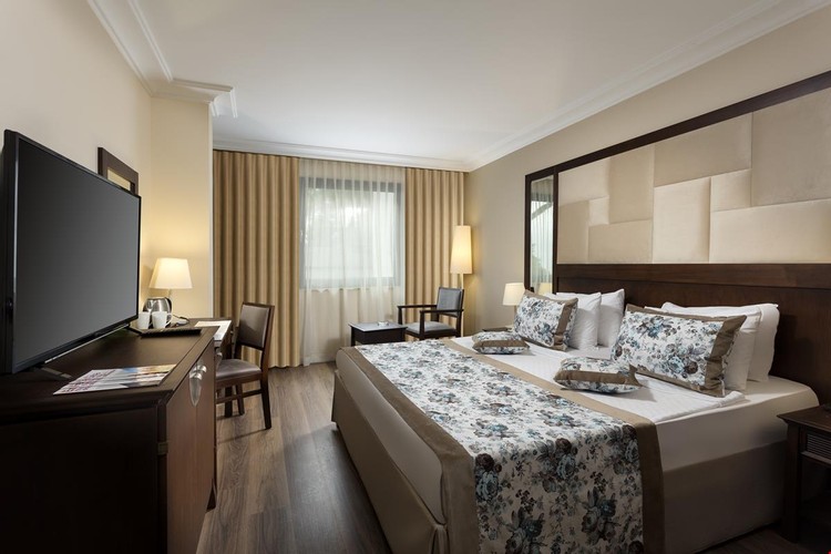 Aile Ana Bina Odası