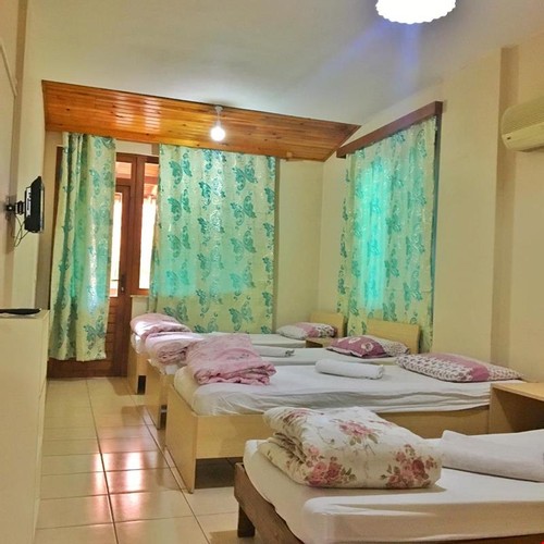 Standard Room (3 Person)