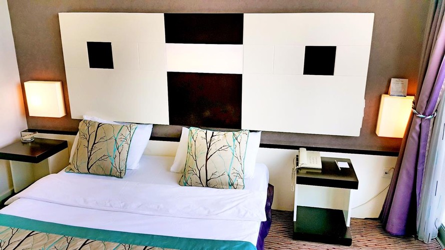 Standard Room, Partial Sea View