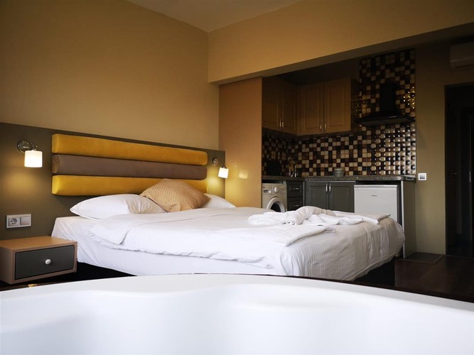 Studio Oda, Deniz Manzaralı (Jakuzi)