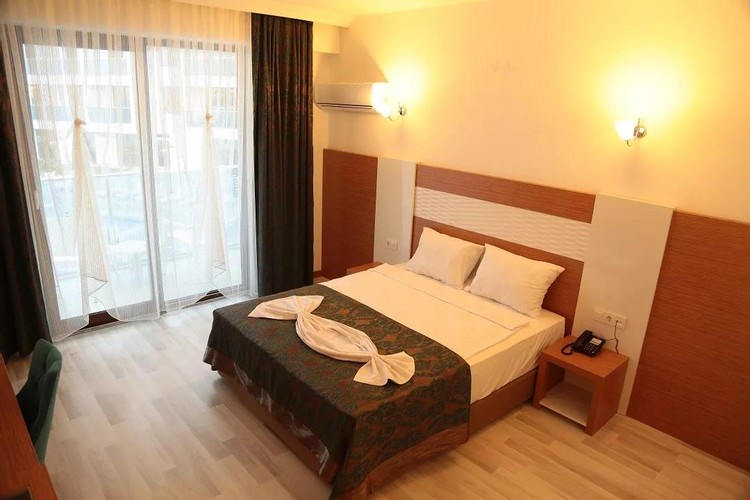 Premium Oda, Kara Manzaralı (Balkonsuz)