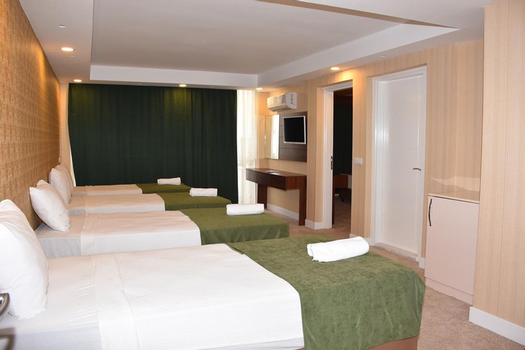 Standard Room (3 Person)