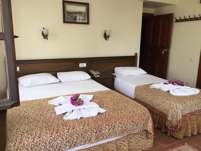 Standard Room (3 Person)