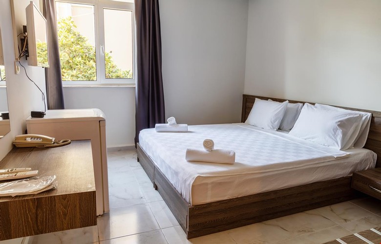 Standard Room, Pool View