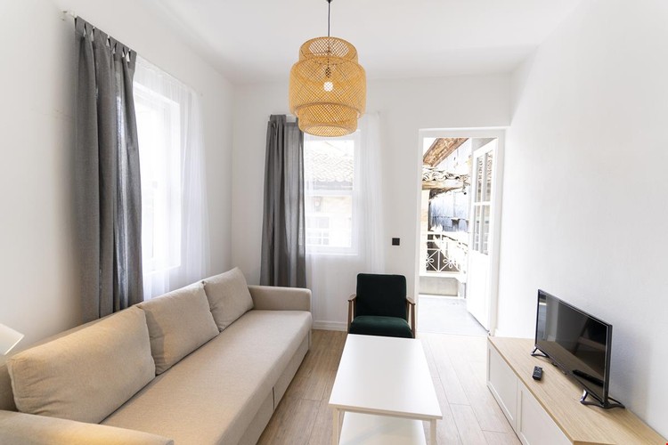 Apartment Flat (Balcony)