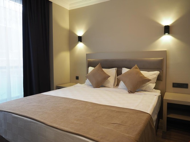 Family Room (Balcony)