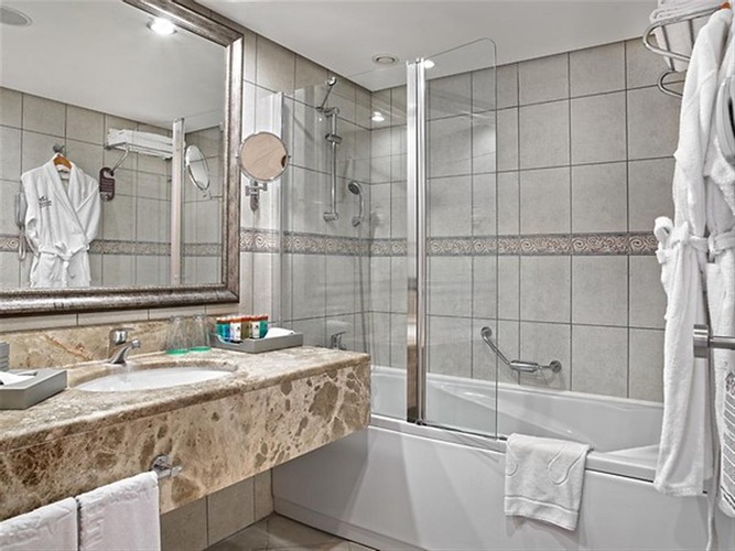 Standard Room, Land View