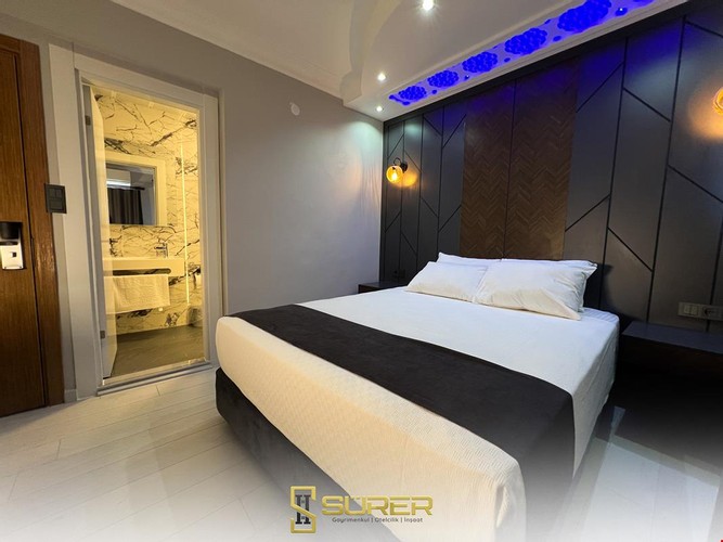 Deluxe Room (Balcony)