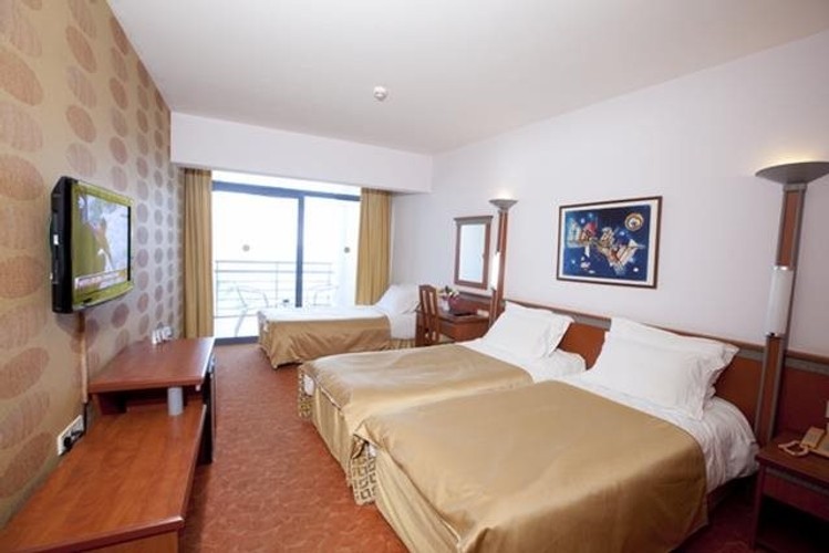 Standart Oda, Kara Manzaralı