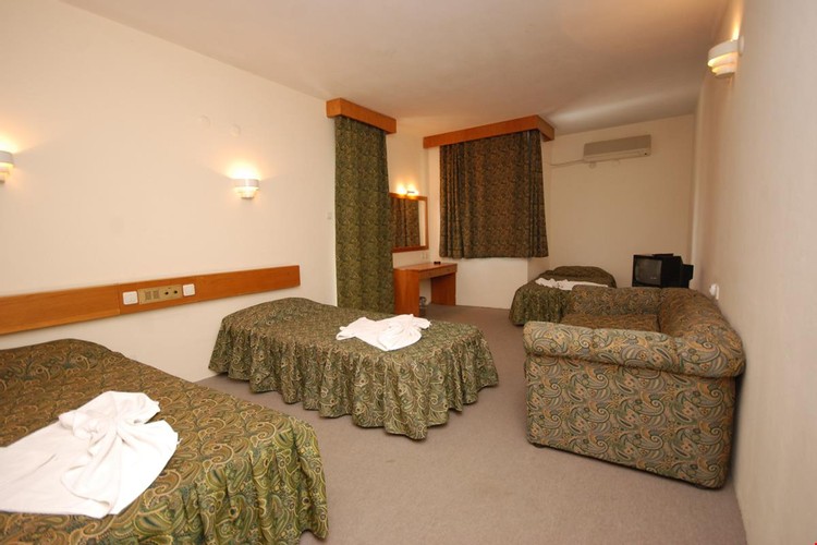 İki Ayrı Yataklı Oda