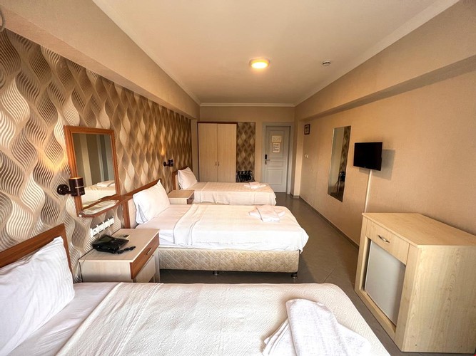 Standard Room (3 Person)