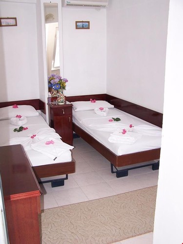 Economy Room (1 Person)