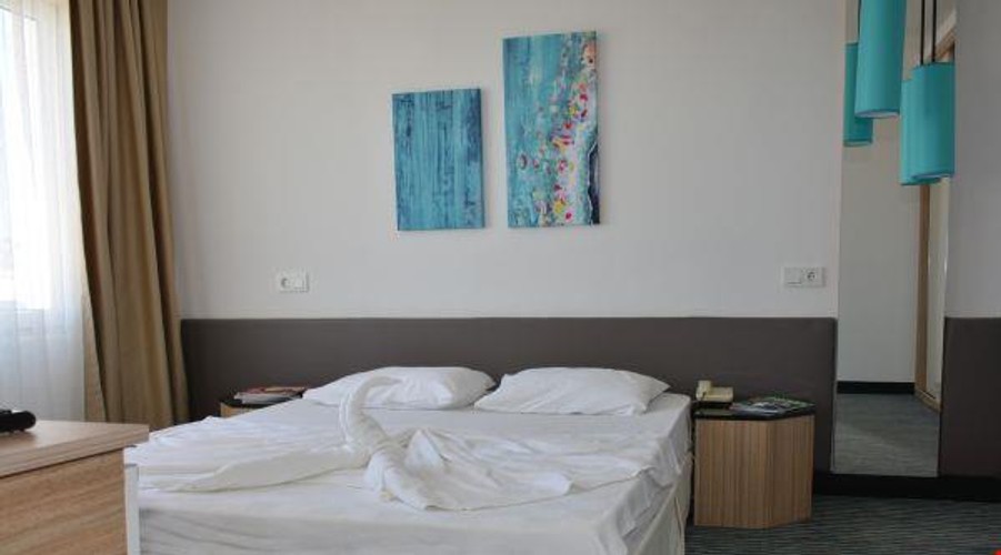 İki Ayrı Yataklı Oda