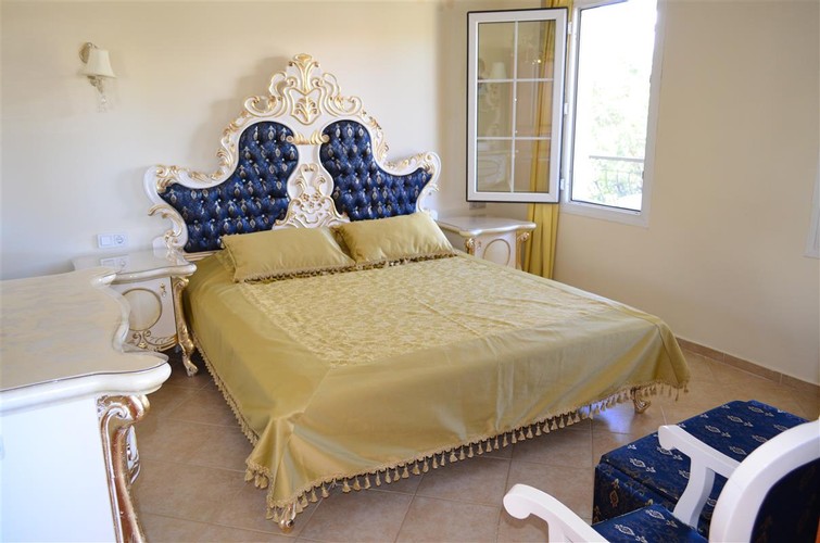 Family Room (Balcony)