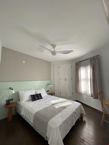 Family Room, Garden View