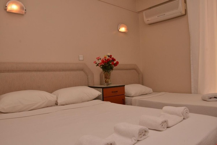 Ekonomik Iki Ayrı Yataklı Oda