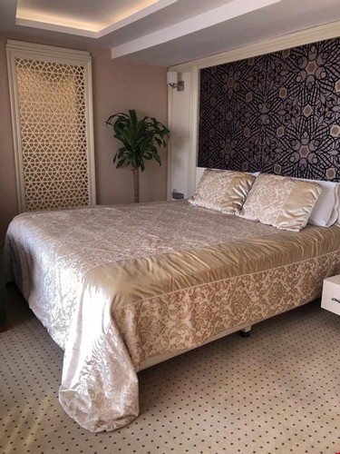 Aile Suit Odası (Balkonlu)